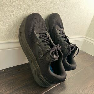 Mens Brooks Ghost Max 2 Black Extra Wide Size 10.5